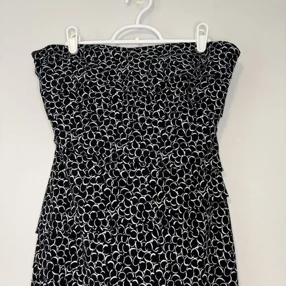 WHBM Instantly Slimming Strapless Sheath Dress Size 8 Tiered Stretch Black White - Picture 2 of 15